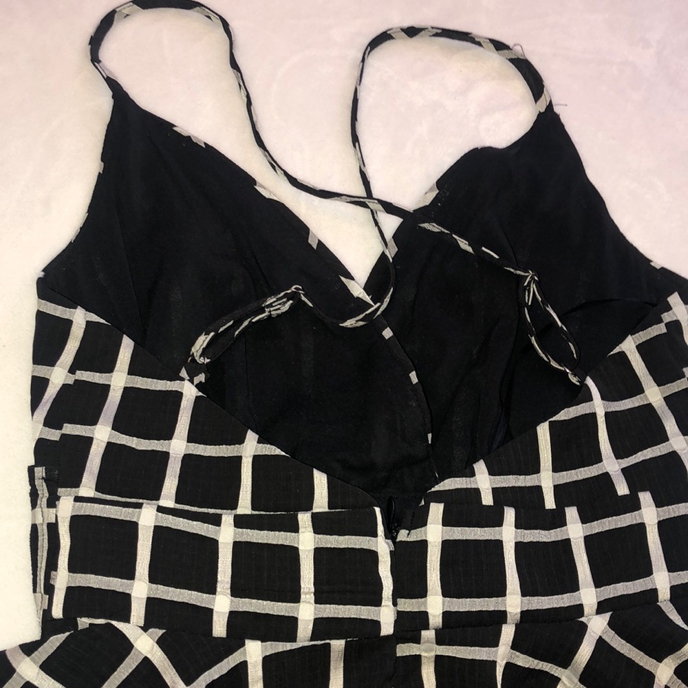 Blithe Logan Romper - Picture 4 of 10